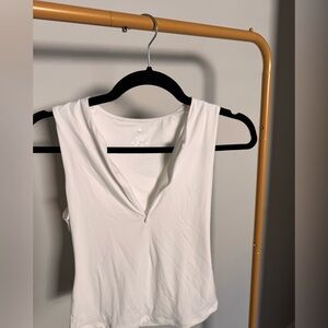 Amazon Elegant White Sleeveless Top